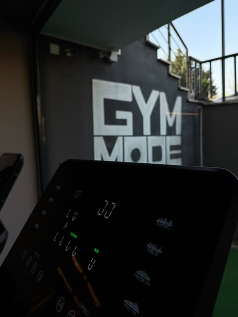 MAY FITNESS Pendik spor salonu – salon fotoğrafı 1