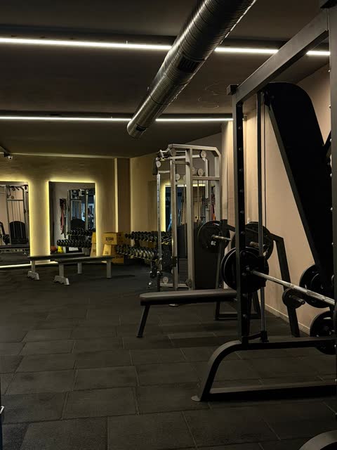 MAY FITNESS Pendik spor salonu – salon fotoğrafı 3