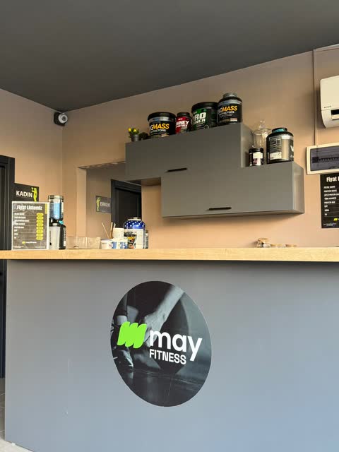 MAY FITNESS Pendik spor salonu – salon fotoğrafı 21