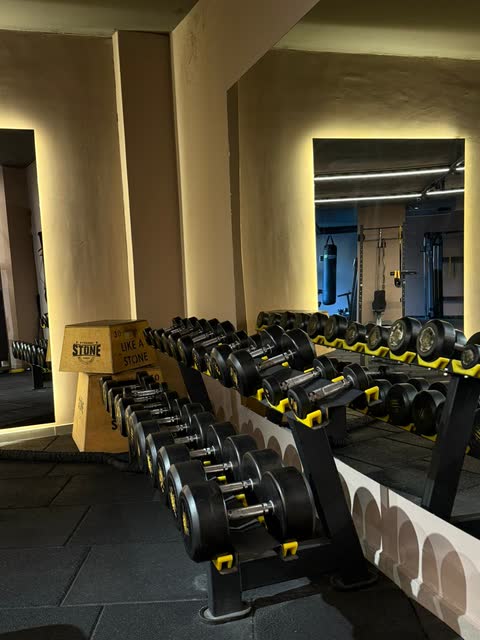 MAY FITNESS Pendik spor salonu – salon fotoğrafı 3